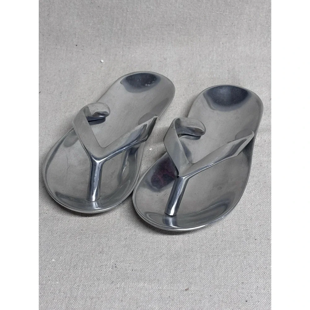 SET (2) METAL ALUMINUM FLIP FLOP SANDALS‎ BEACH TRAYS CAPE CRAFTSMEN